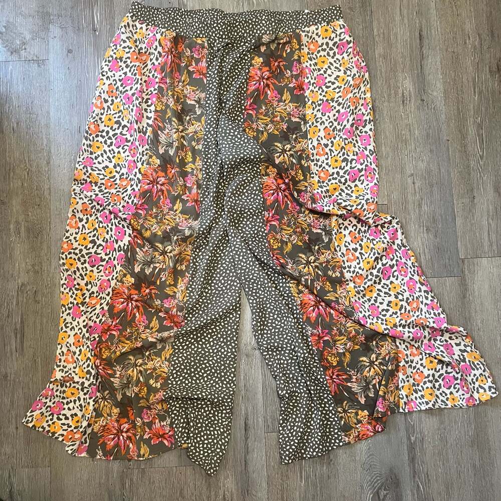 Cato Seagrass Size 22/24W Patchwork Floral Leopard Print Wide Leg Palazzo Pants